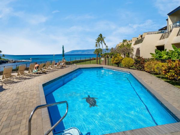 Oceanfront Kahana Vacation Condo One Bedroom