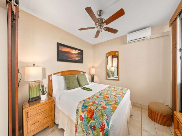 Oceanfront Kahana Vacation Condo One Bedroom