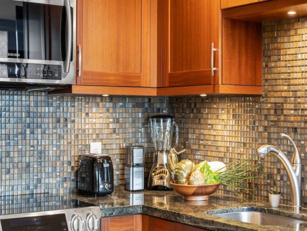 Oceanfront Kahana Vacation Condo One Bedroom