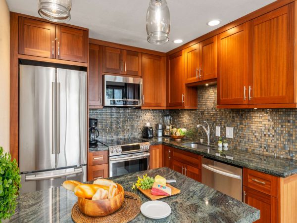 Oceanfront Kahana Vacation Condo One Bedroom