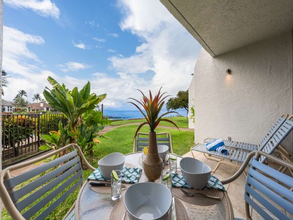 Oceanfront Kahana Vacation Condo One Bedroom