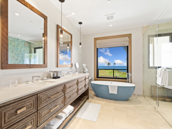 Pure Kauai Luxury Town Home with Resort Amenities Magnificent Views