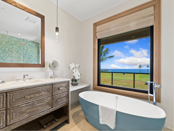 Pure Kauai Luxury Town Home with Resort Amenities Magnificent Views