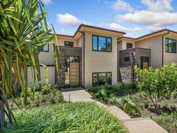 Pure Kauai Luxury Town Home with Resort Amenities Magnificent Views