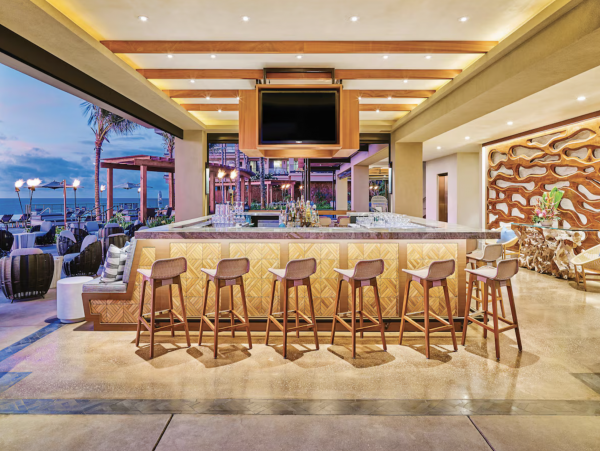 Pure Kauai Luxury Town Home with Resort Amenities Magnificent Views