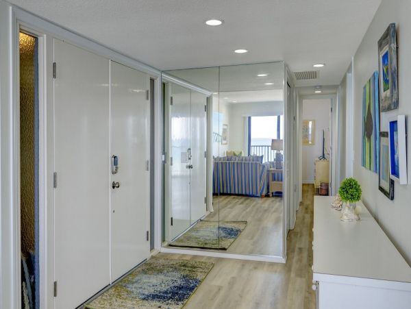 Beachfront Vacation Condo with 3 Bedroom in Holmes Beach