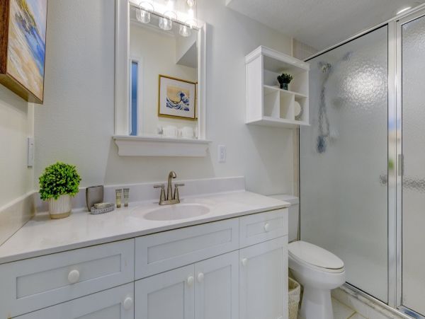 Beachfront Vacation Condo with 3 Bedroom in Holmes Beach