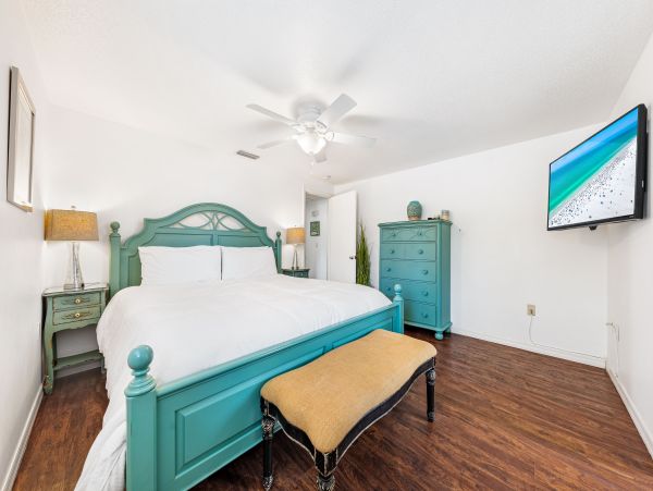 Siesta Key Vacation Condo Walk to Beach