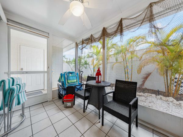 Siesta Key Vacation Condo Walk to Beach