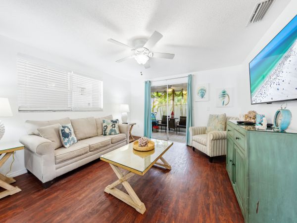 Siesta Key Vacation Condo Walk to Beach