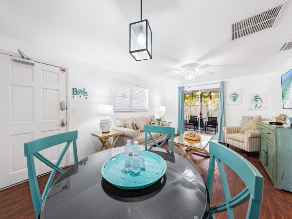 Siesta Key Vacation Condo Walk to Beach
