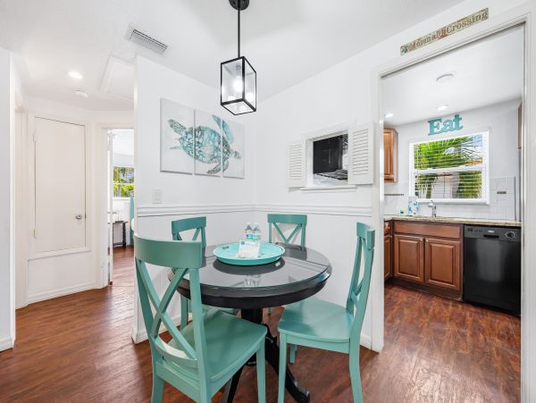 Siesta Key Vacation Condo Walk to Beach