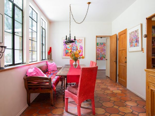 Historic Vacation Ranch with 4 Bedrooms