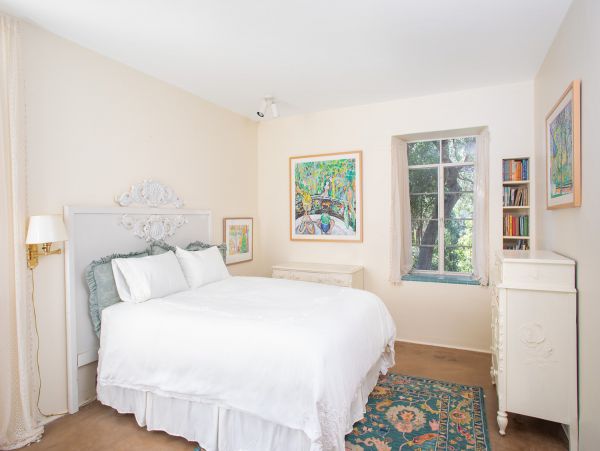 Historic Vacation Ranch with 4 Bedrooms