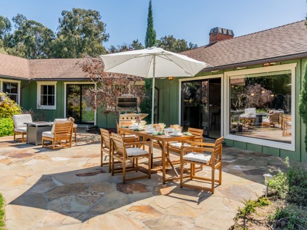 Santa Barbara Beachfront Three Bedroom Luxury Vacation Rental