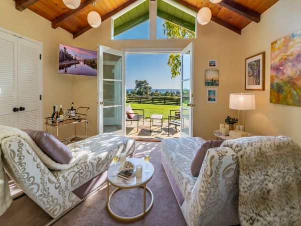 Santa Barbara Beachfront Three Bedroom Luxury Vacation Rental