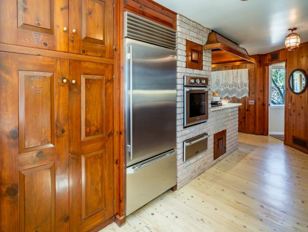 Santa Barbara Beachfront Three Bedroom Luxury Vacation Rental