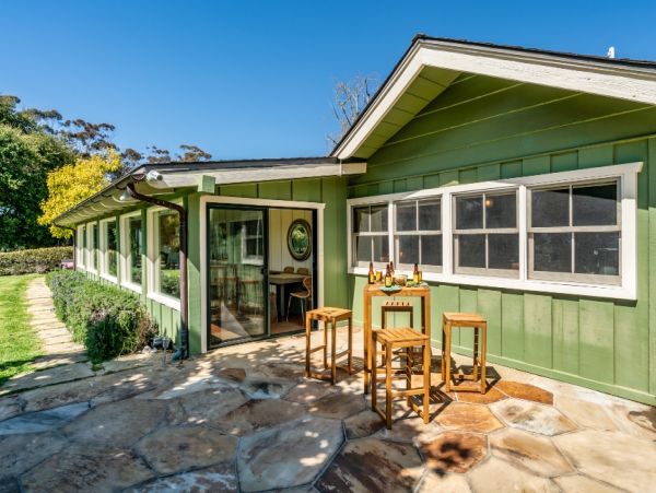 Santa Barbara Beachfront Three Bedroom Luxury Vacation Rental
