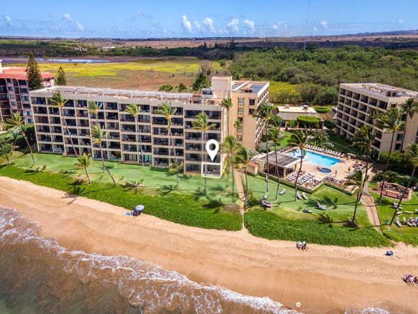 Direct Oceanfront Ground-Floor Vacation Condo in Kihei