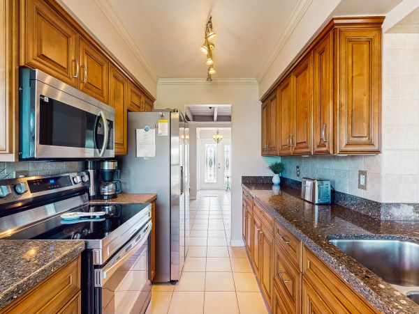 Longboat Key Waterfront Vacation Rentals - Florida Gulf Coast Pool Homes
