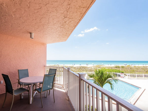 Stunning Bradenton Beach Condo Luxury