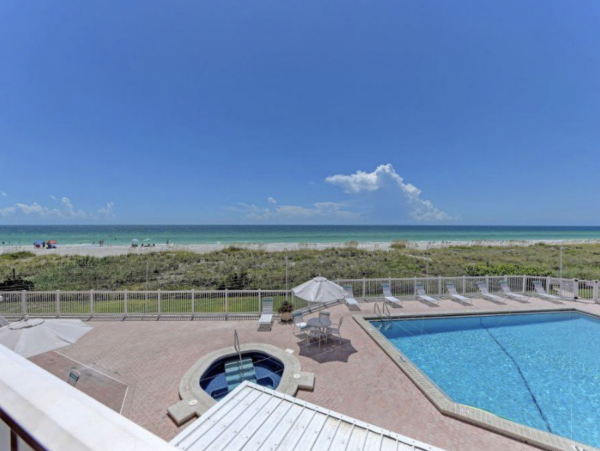 Stunning Bradenton Beach Condo Luxury