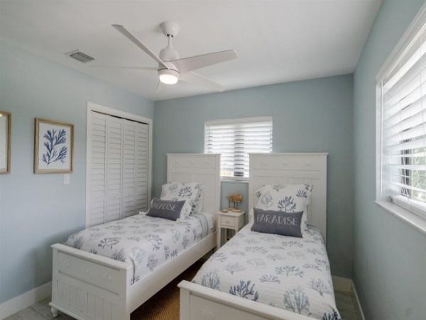Breathtaking Four Bedroom Vacation Home in Marathon