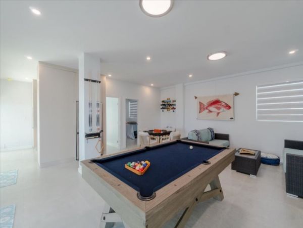 Luxury Vacation Home in Marathon Great Amenities