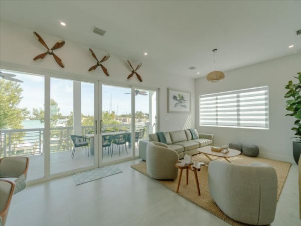Luxury Vacation Home in Marathon Great Amenities