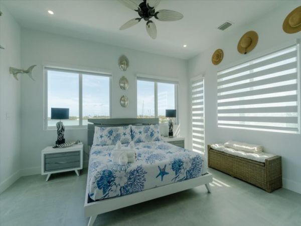 Luxury Vacation Home in Marathon Great Amenities