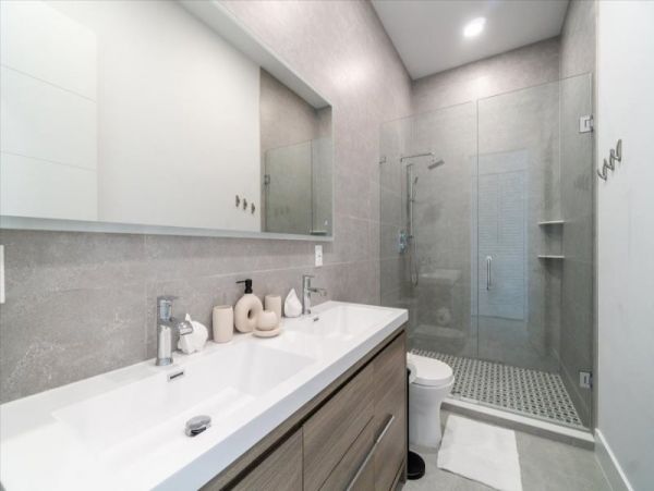 Luxury Vacation Home in Marathon Great Amenities