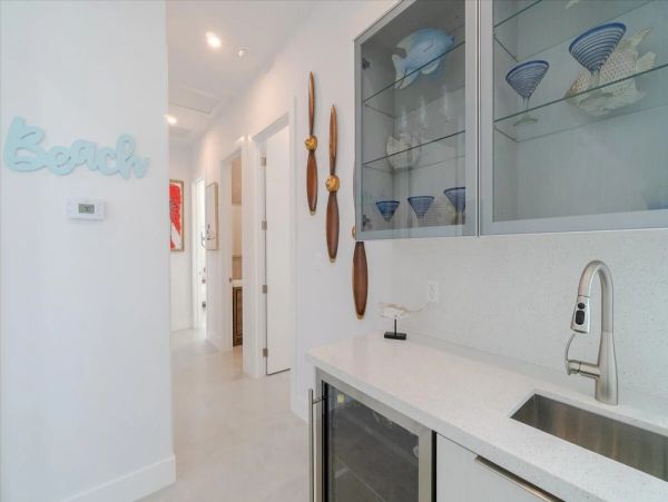 Luxury Vacation Home in Marathon Great Amenities