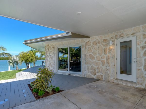 Elegant Marathon Five Bedroom Vacation Pool Home