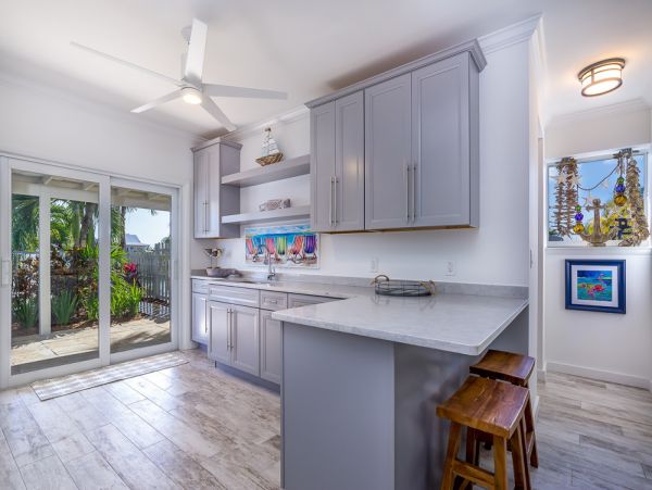 Elegant Marathon Five Bedroom Vacation Pool Home
