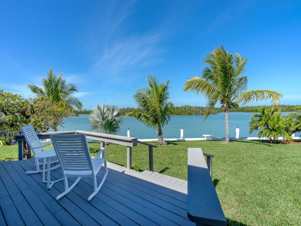 Elegant Marathon Five Bedroom Vacation Pool Home