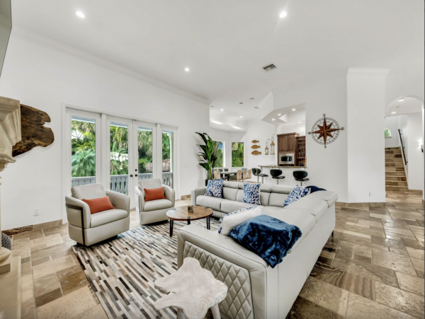 Five Bedroom Siesta Key luxury Plus Den 10 Min Walk to Beach