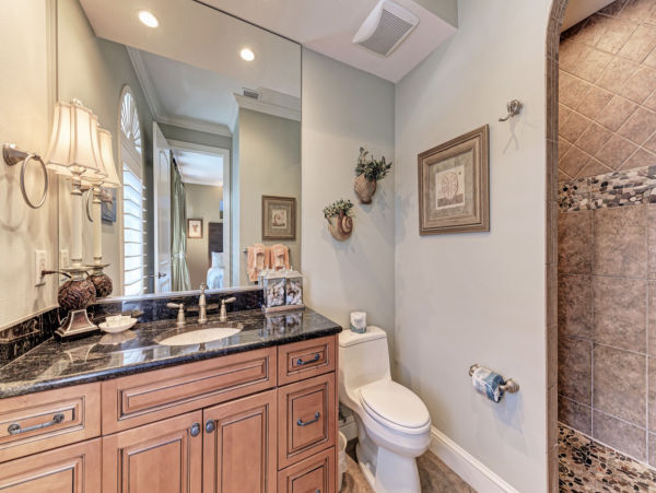 Pure Beachfront luxury Homeaway from Home