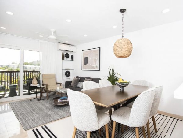 Amazing 2 Bedroom Condo with all-new Furnishings