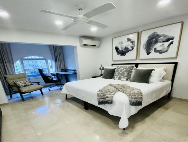 Amazing 2 Bedroom Condo with all-new Furnishings