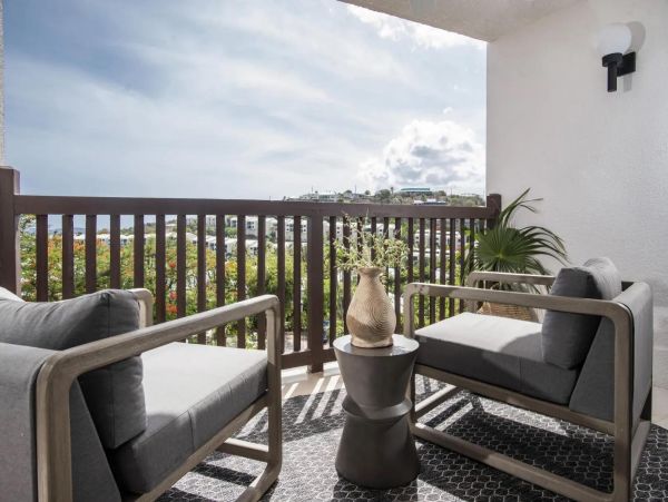 Amazing 2 Bedroom Condo with all-new Furnishings