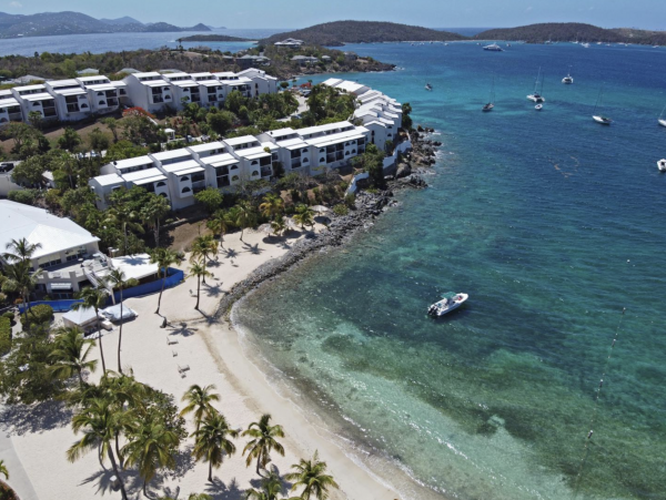 St Thomas Three Bedroom Three bathroom Private retreat