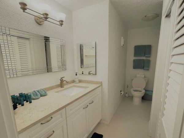St Thomas Three Bedroom Three bathroom Private retreat