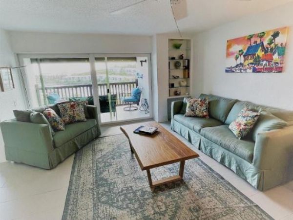St Thomas Three Bedroom Three bathroom Private retreat