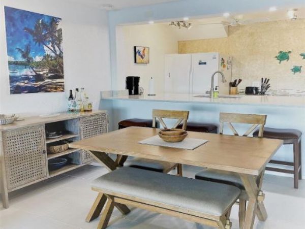 St Thomas Three Bedroom Three bathroom Private retreat