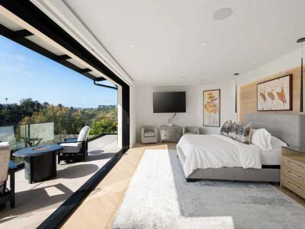 La Jolla Luxury Vacation Ocean View Five Bedroom Home