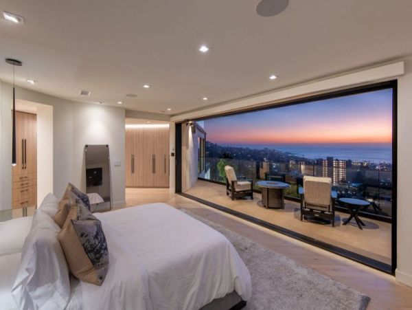La Jolla Luxury Vacation Ocean View Five Bedroom Home