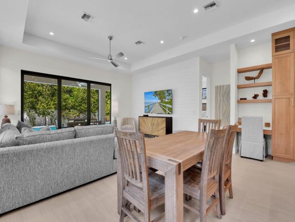 Luxury Naples 4 Bedroom Vacation Home