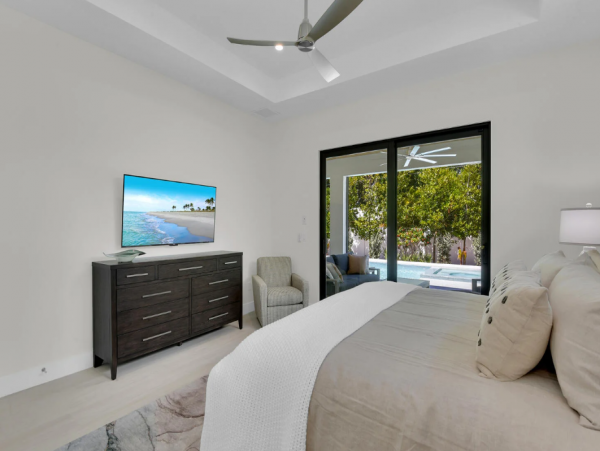 Luxury Naples 4 Bedroom Vacation Home