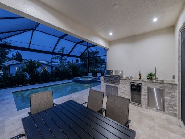 North Naples Vacation Home Sleeps 10 Guest