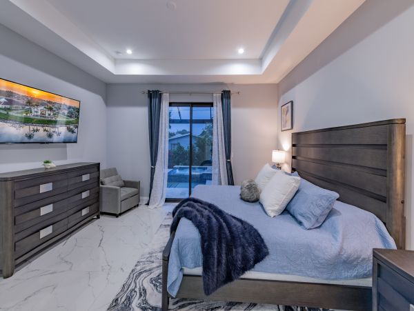 North Naples Vacation Home Sleeps 10 Guest